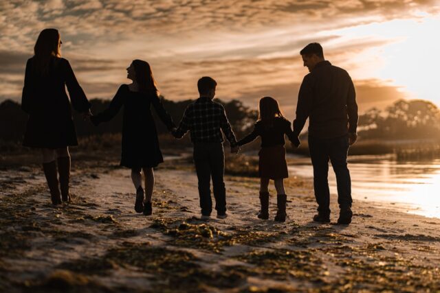 Photo family role